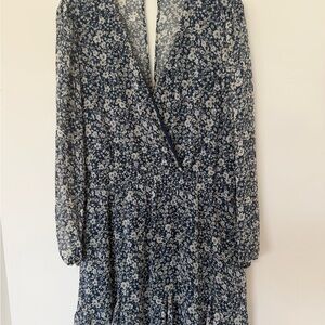 Trixxi Navy and White Floral Mini Dress size XL